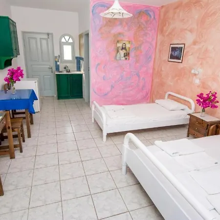 Pine Vista Perissa (Santorini)